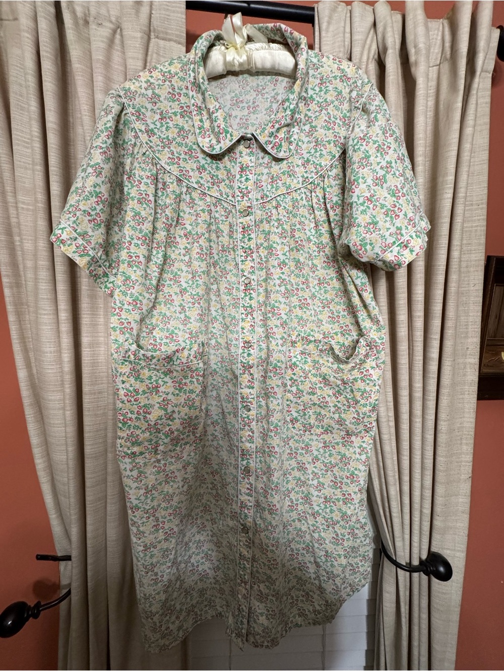 Floral Button-Front Cotton Robe - Pink & Green